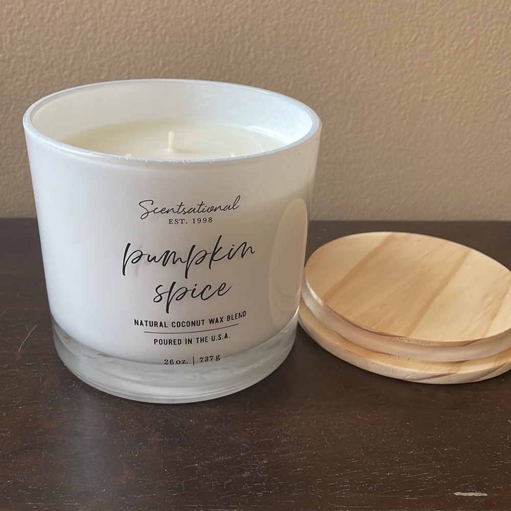 Scentsational Pumpkin Spice Candle  Glass Jar 26oz 3 Wick Coconut Wax Blend - Picture 3 of 3